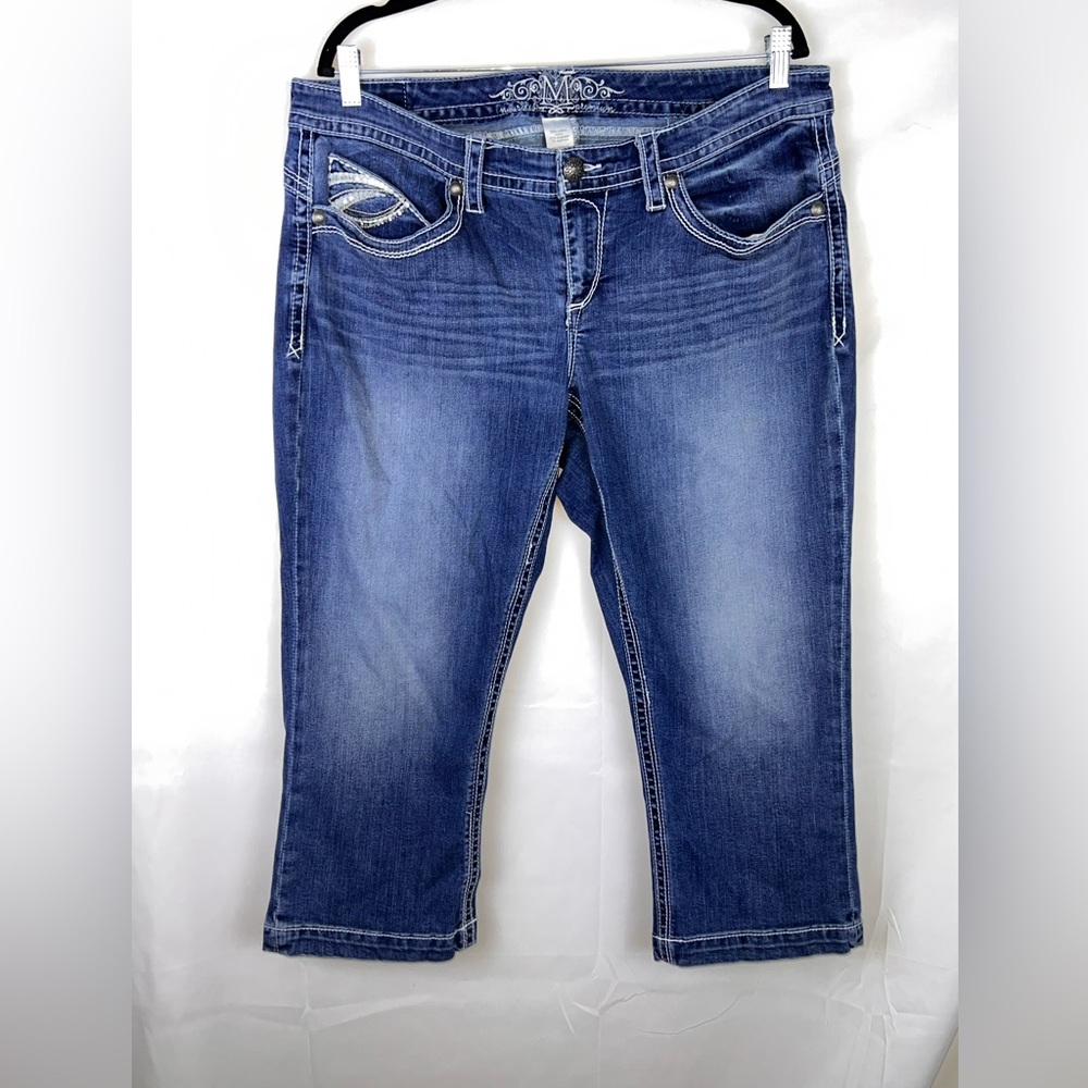 Maurices Dark Blue Denim Capri Jeans